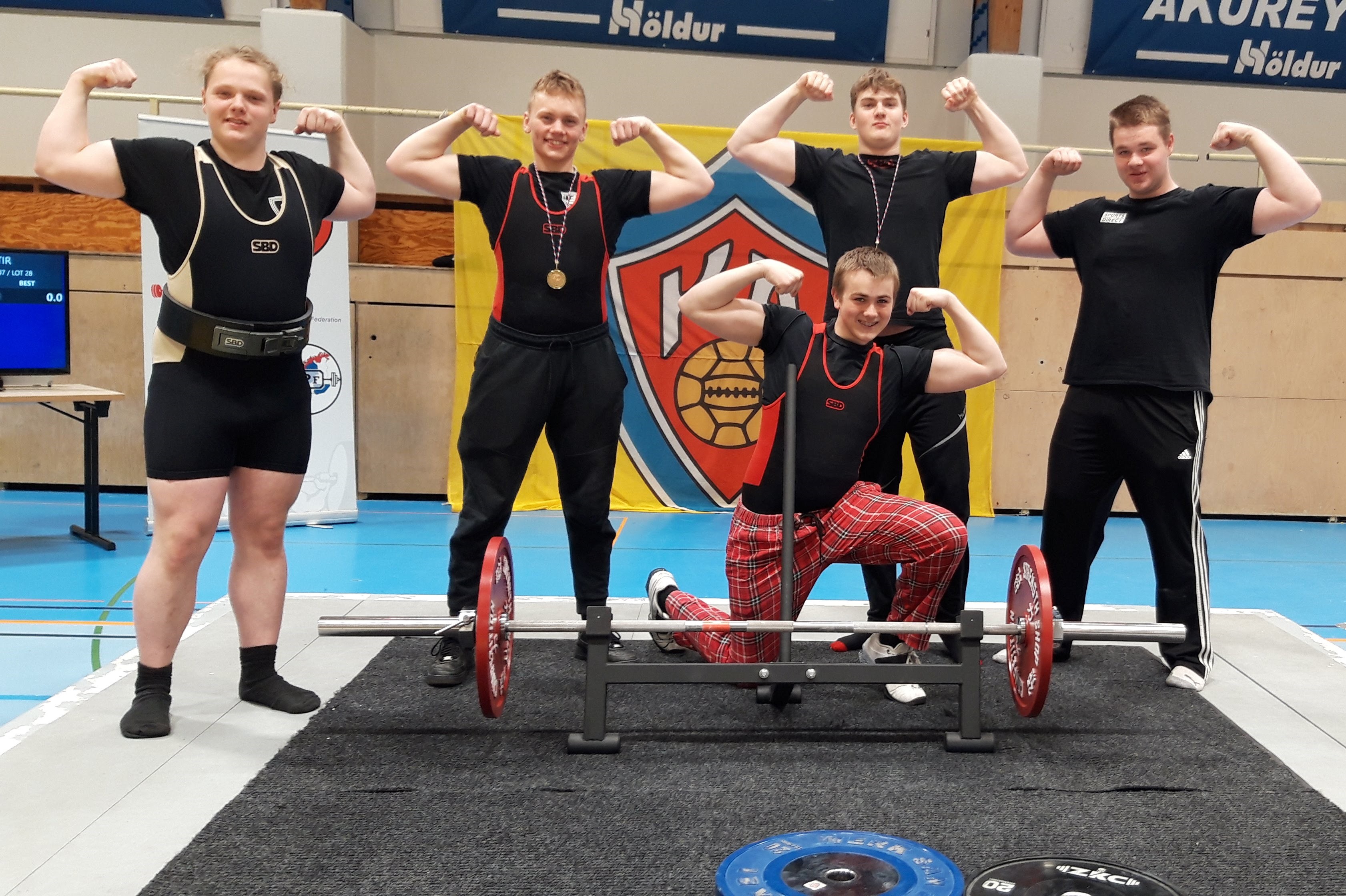 Frábær árangur á ÍM í réttstöðulyftu þrátt fyrir aðstöðuleysi