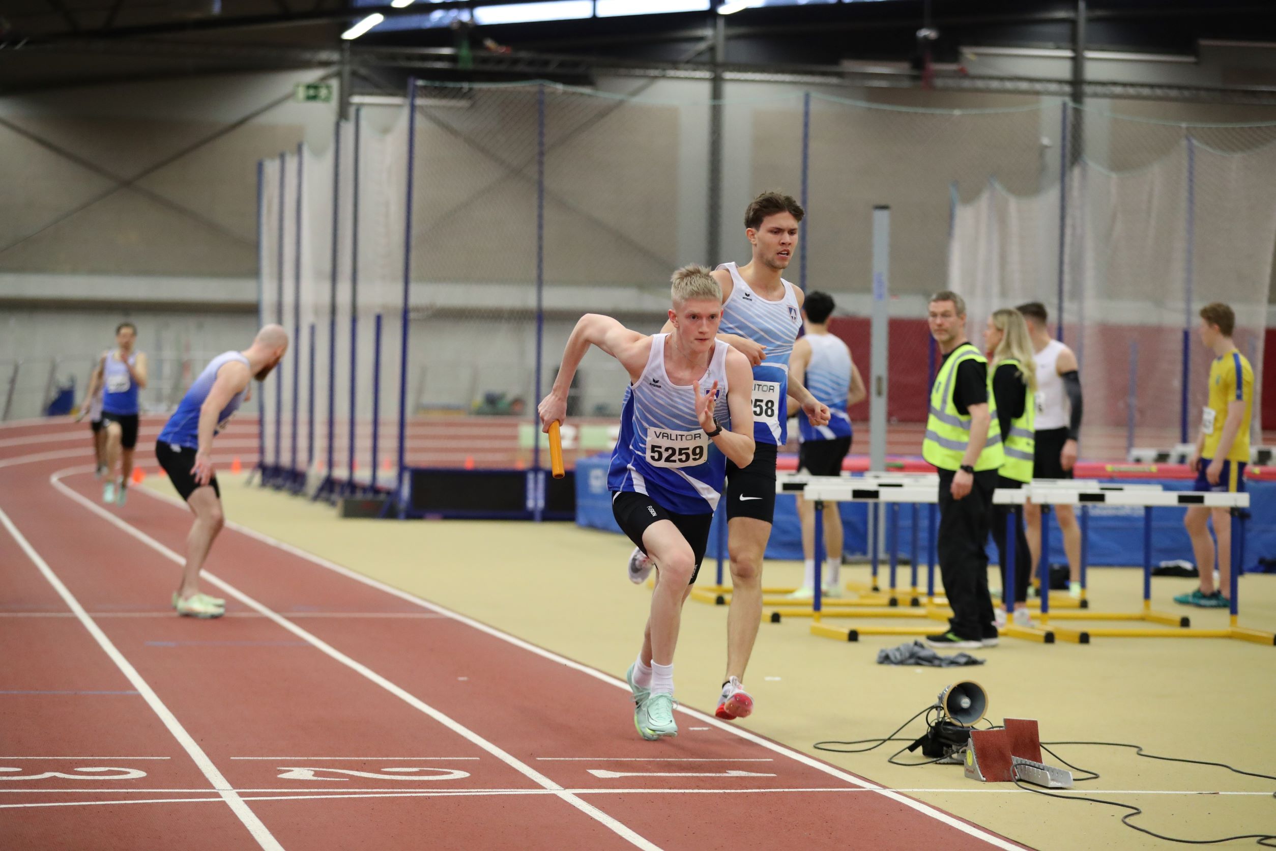 MÍ innanhúss í fullorðinsflokki